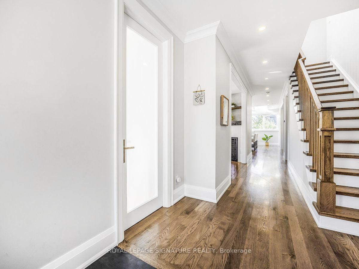 30 Broadleaf Road • Toronto, ON photo 16