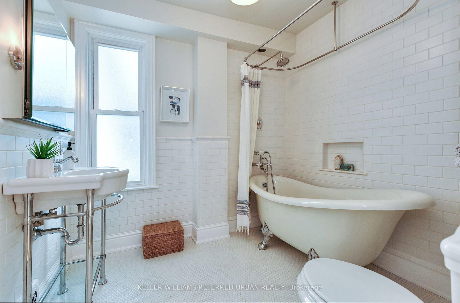192 Lisgar Street • Toronto, ON photo 28