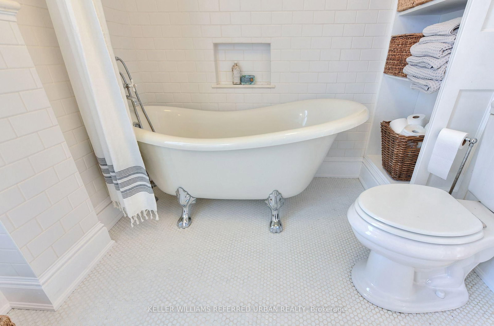 192 Lisgar Street • Toronto, ON photo 29