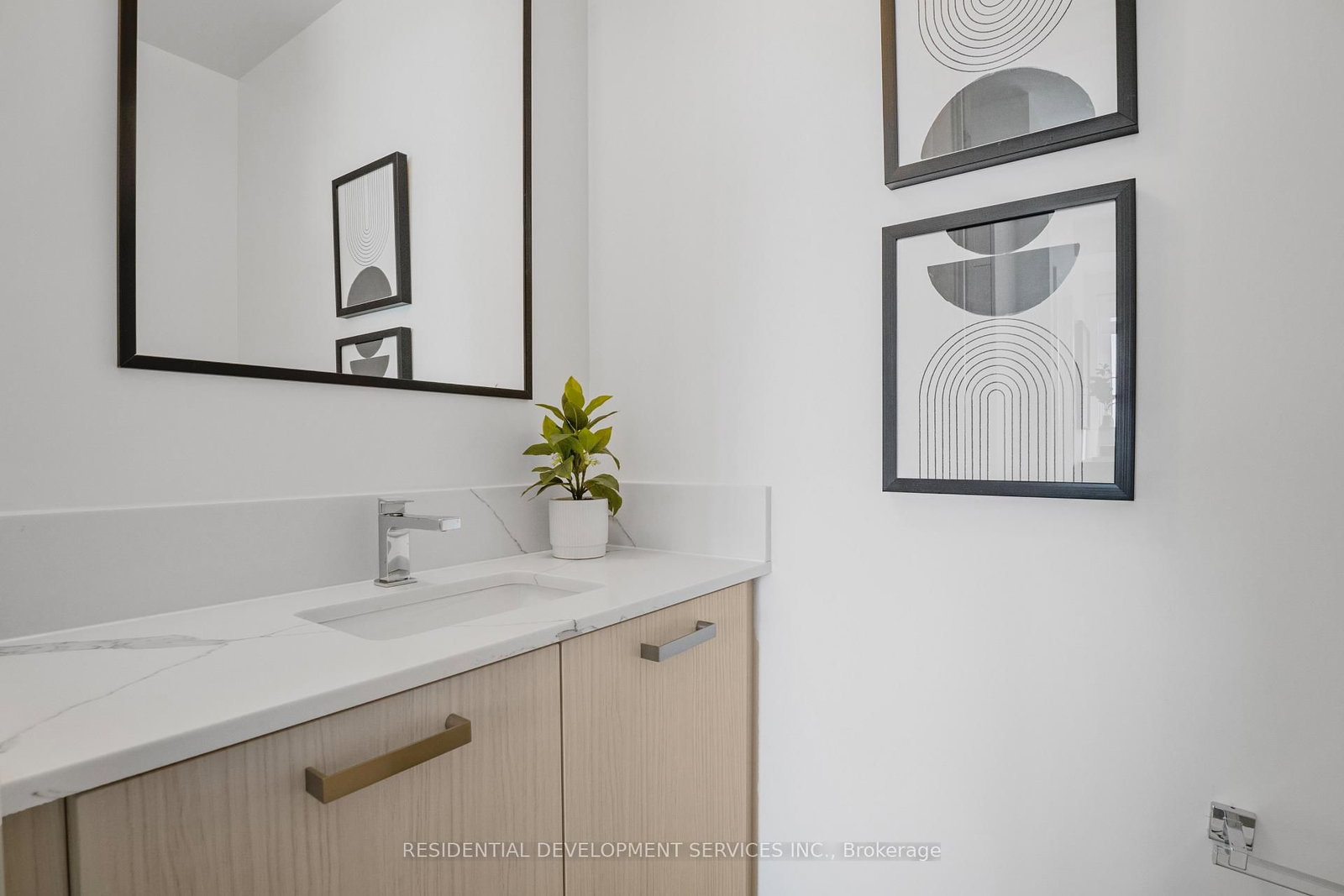 69 Curlew Drive • #143 • Toronto, ON photo 14