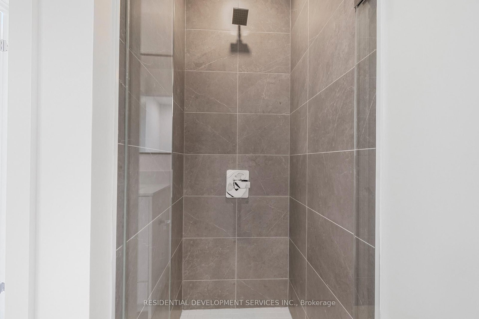 69 Curlew Drive • #143 • Toronto, ON photo 16