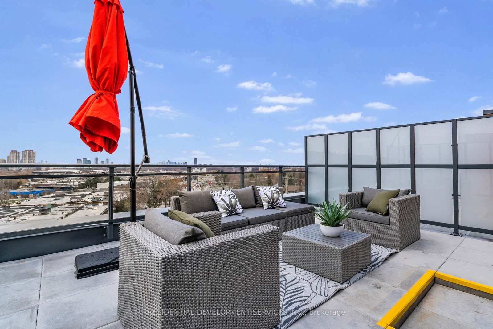 69 Curlew Drive • #143 • Toronto, ON photo 22