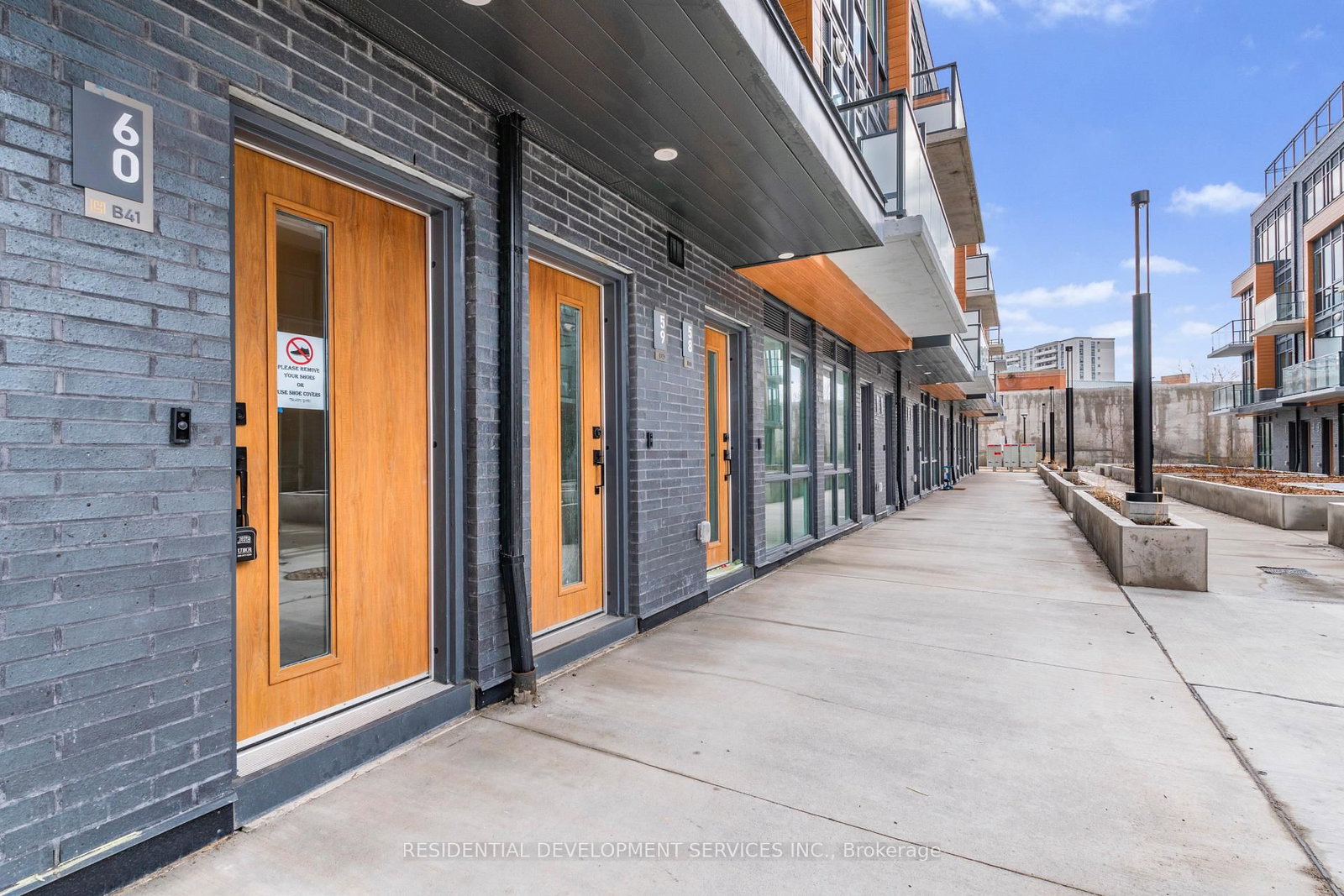 69 Curlew Drive • #143 • Toronto, ON photo 26