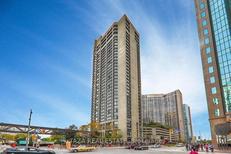 810 - 170 Fort York Boulevard