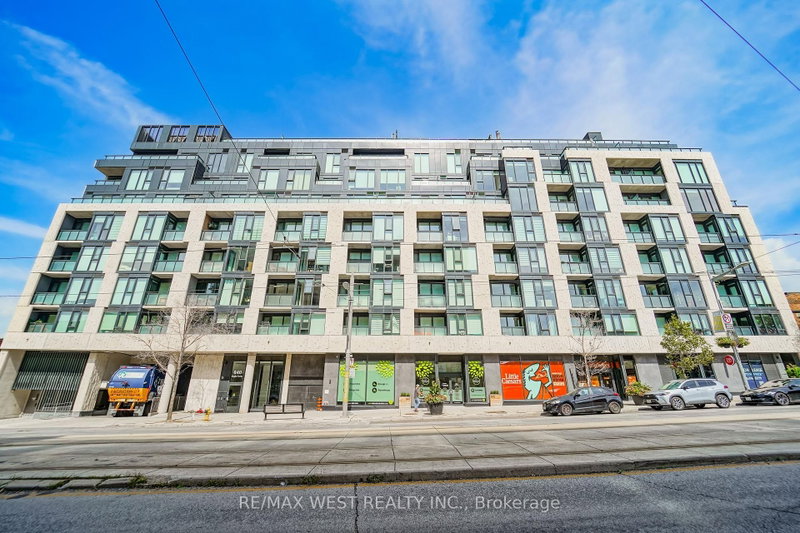205 - 840 St Clair Avenue W