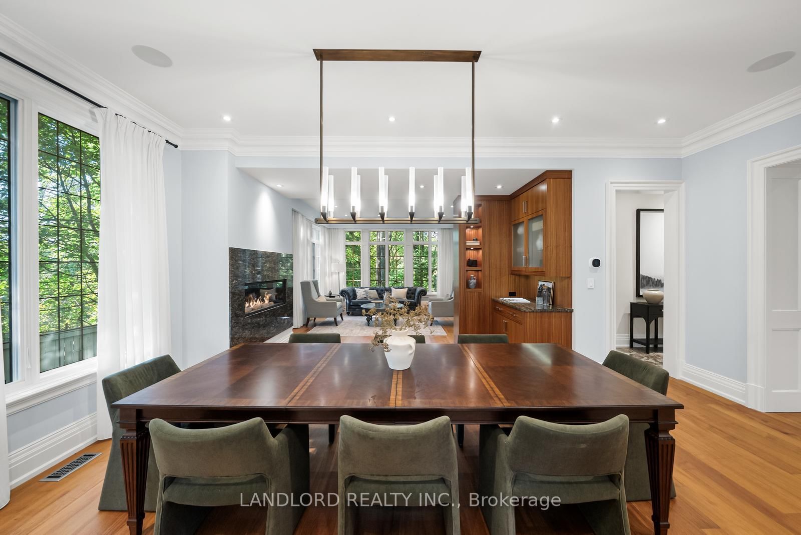94 Inglewood Drive • Toronto, ON photo 10