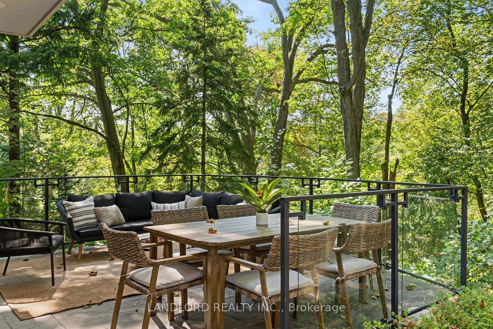 94 Inglewood Drive • Toronto, ON photo 19
