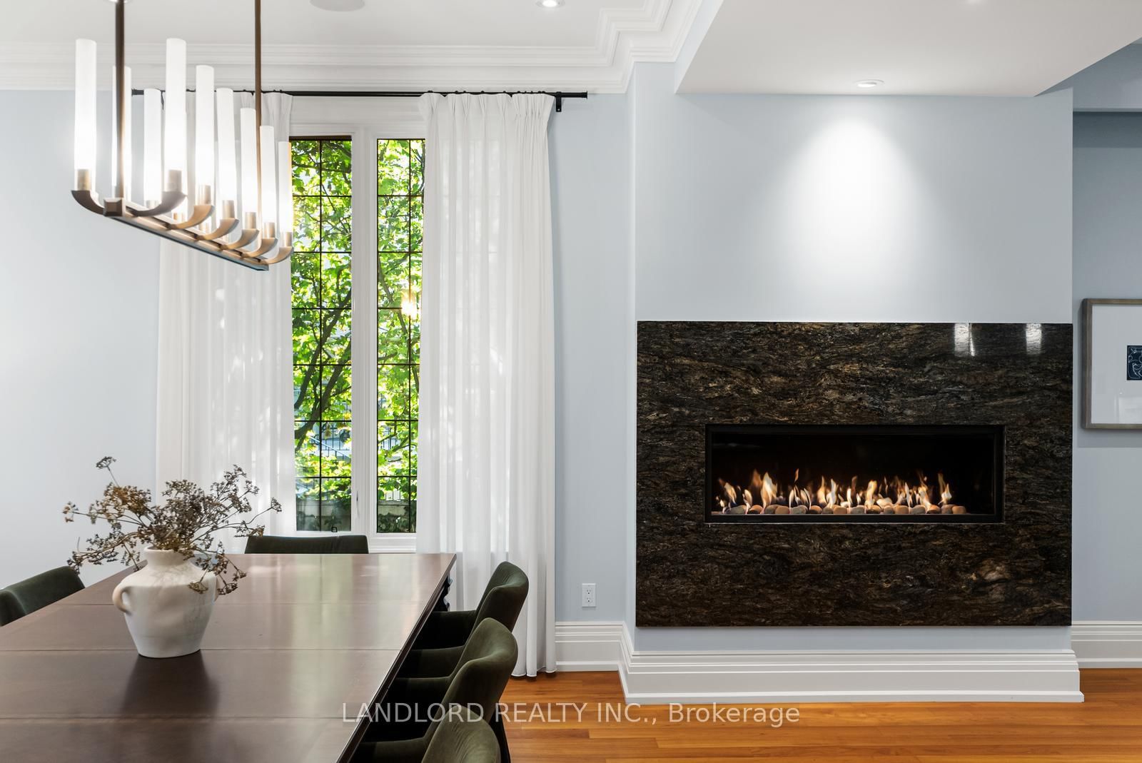 94 Inglewood Drive • Toronto, ON photo 9