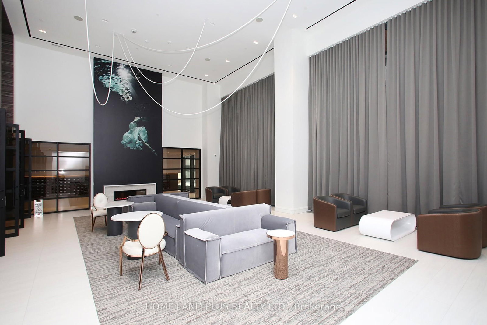 39 Roehampton Avenue • #2704 • Toronto, ON photo 3