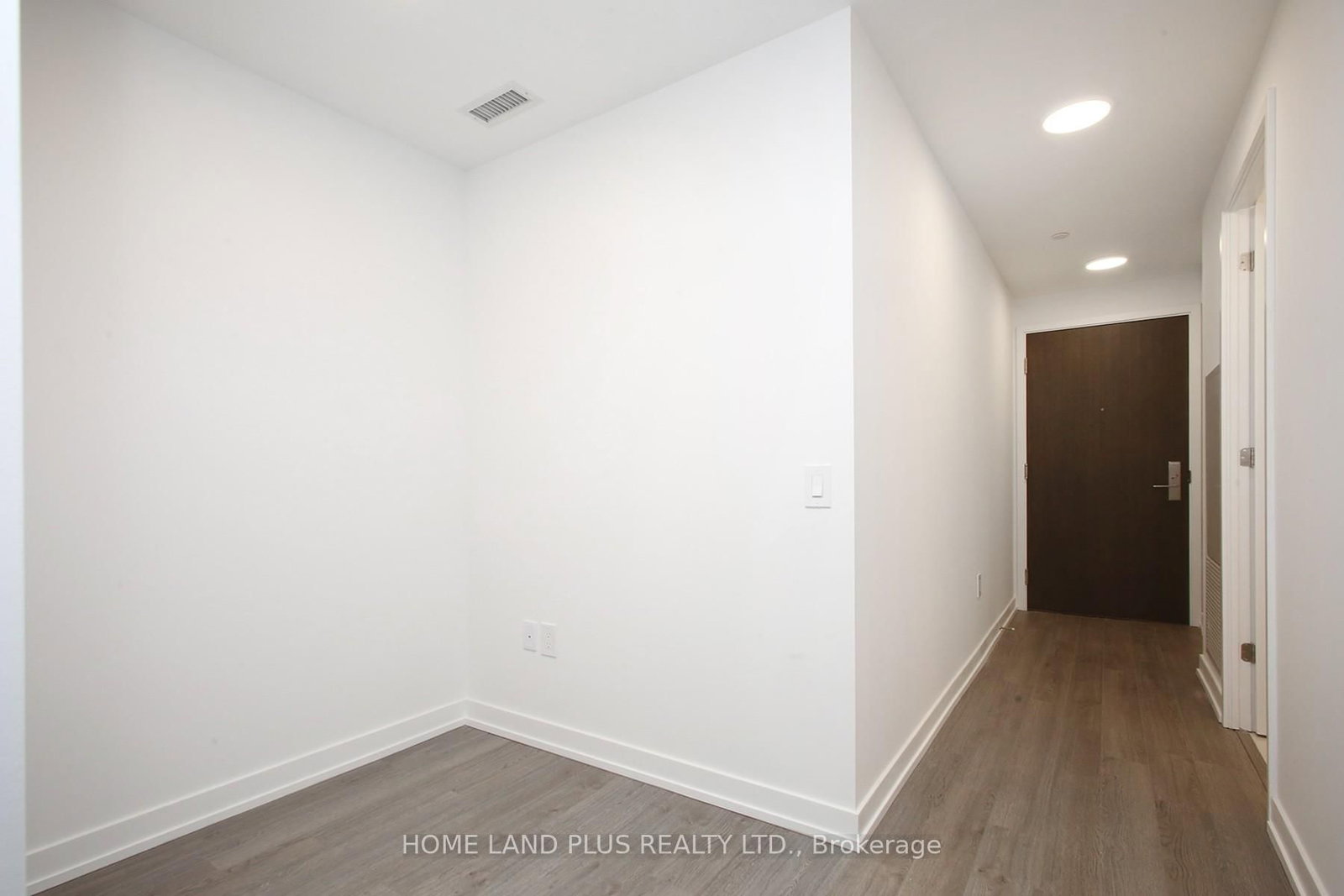 39 Roehampton Avenue • #2704 • Toronto, ON photo 8