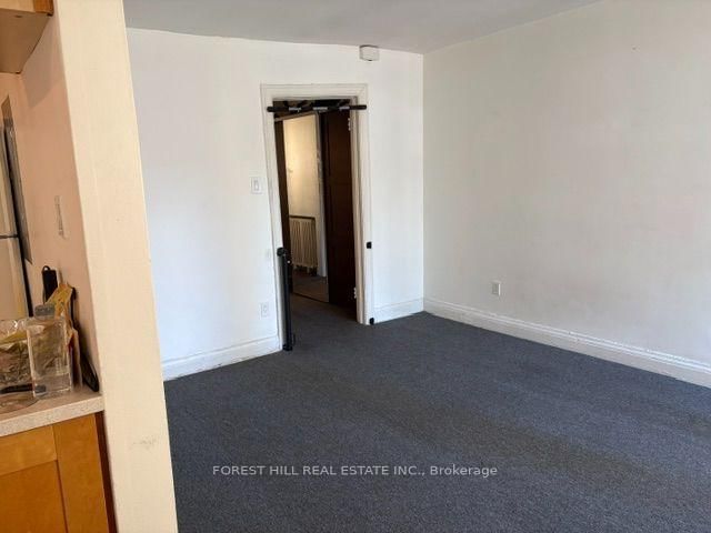 2 - 398 Spadina Road, Toronto 4