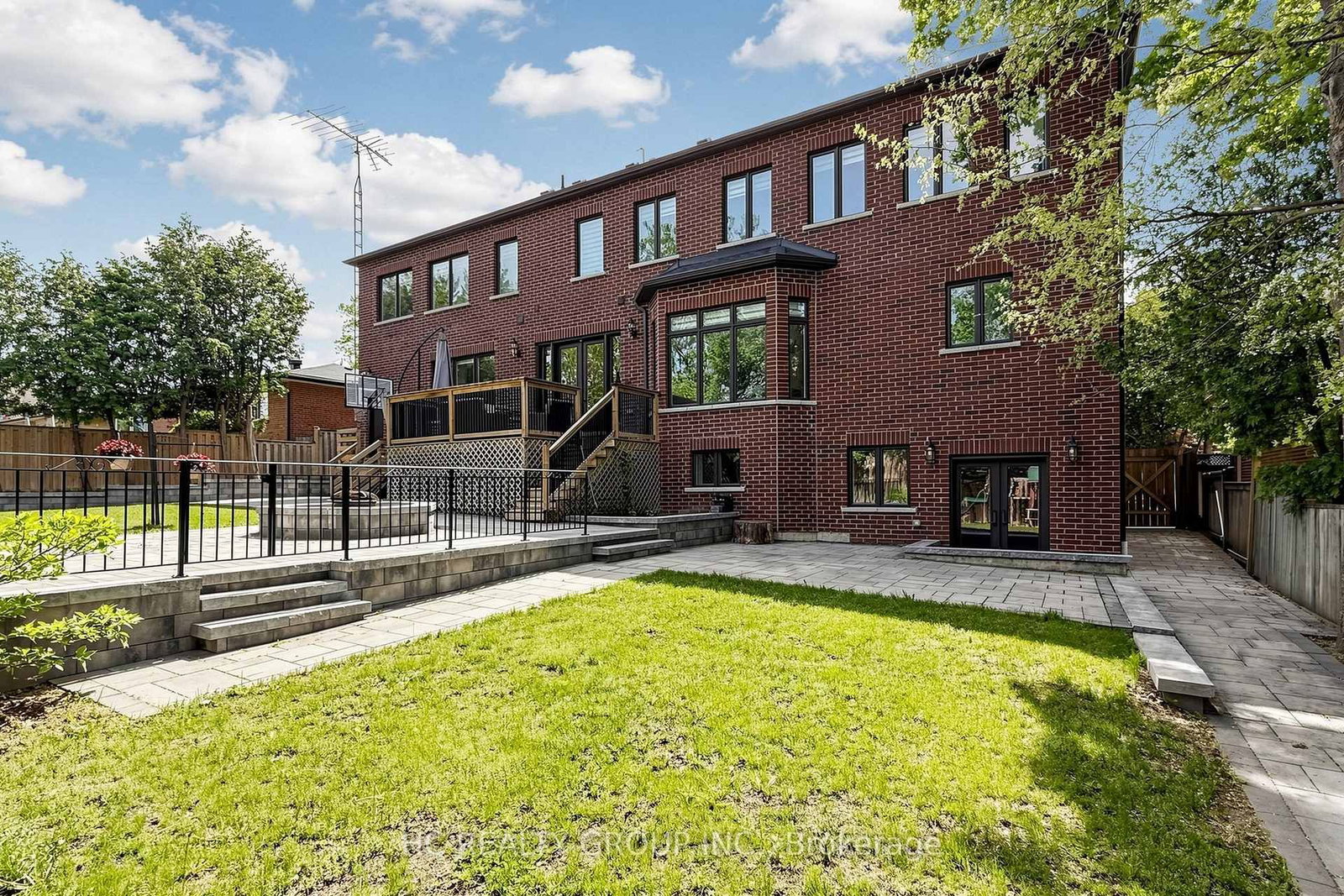 19 Michigan Drive • Toronto, ON photo 47
