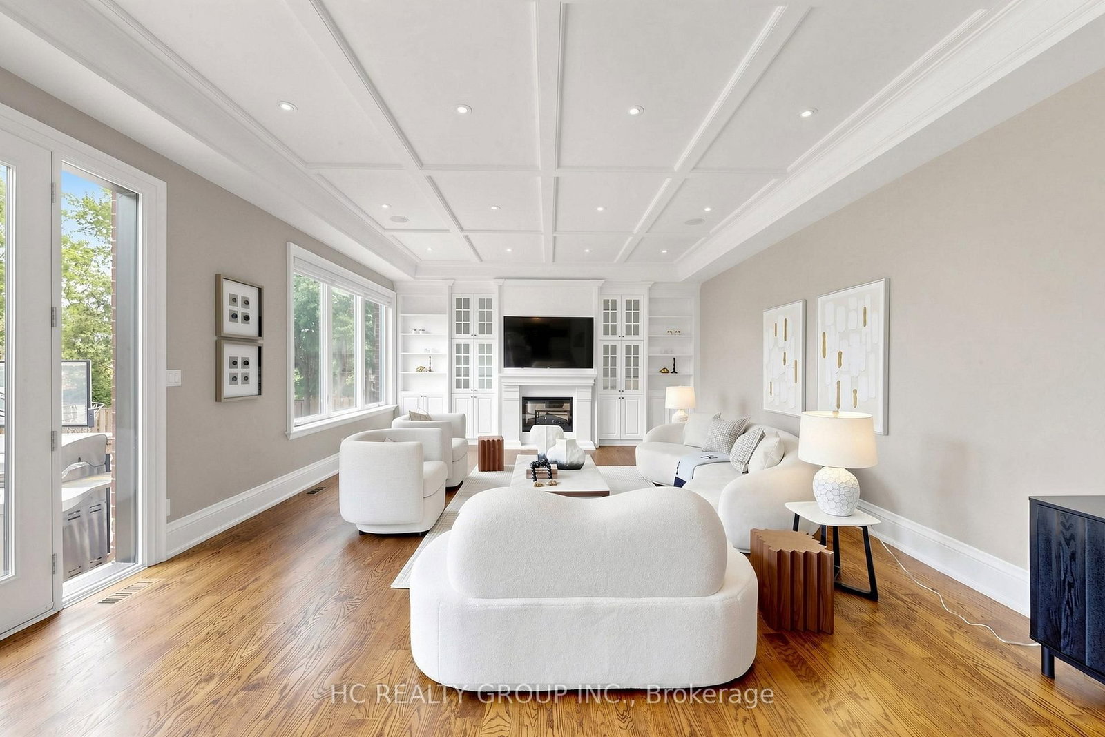 19 Michigan Drive • Toronto, ON photo 9