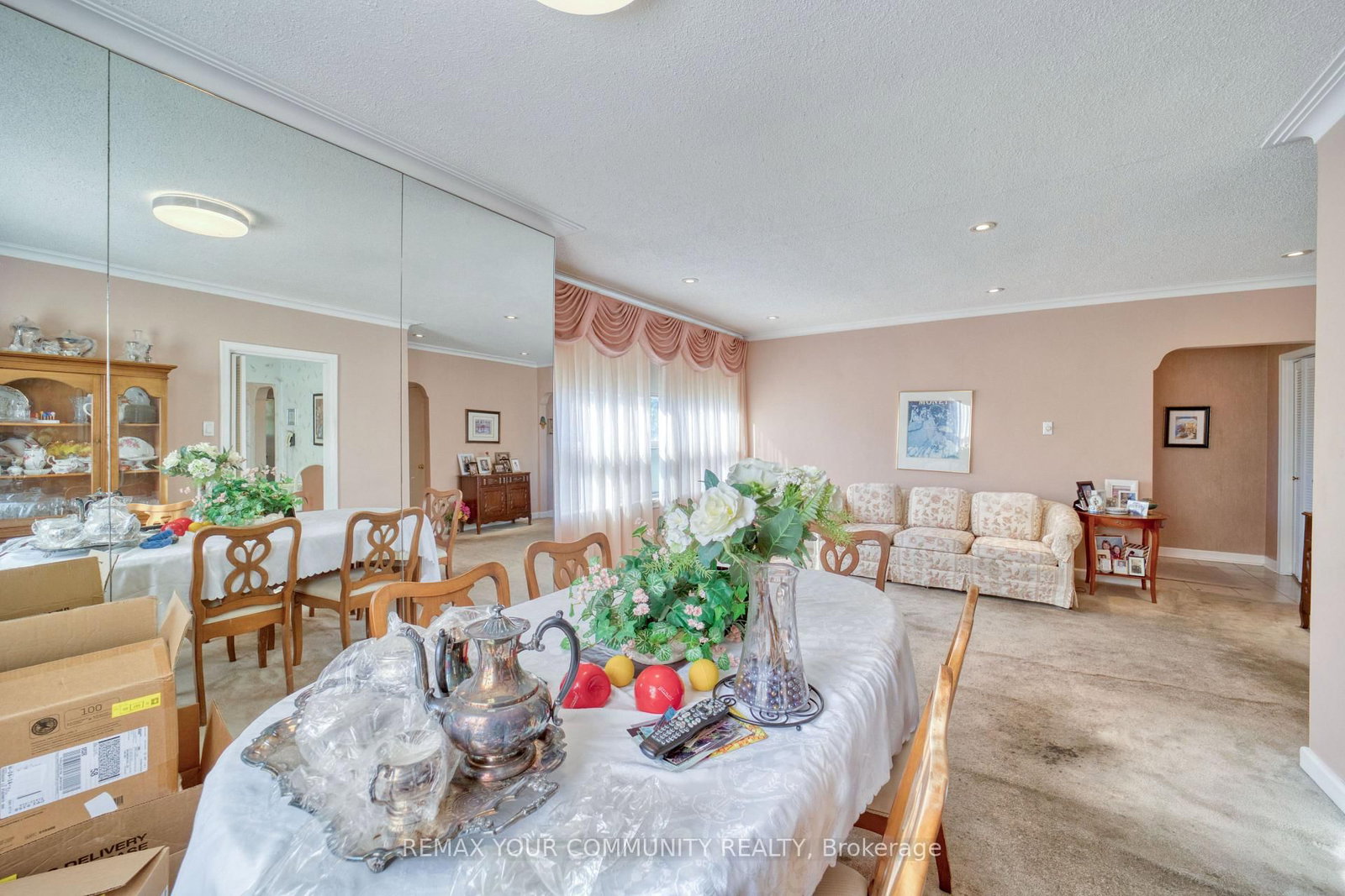 48 Alexis Boulevard • Toronto, ON photo 10