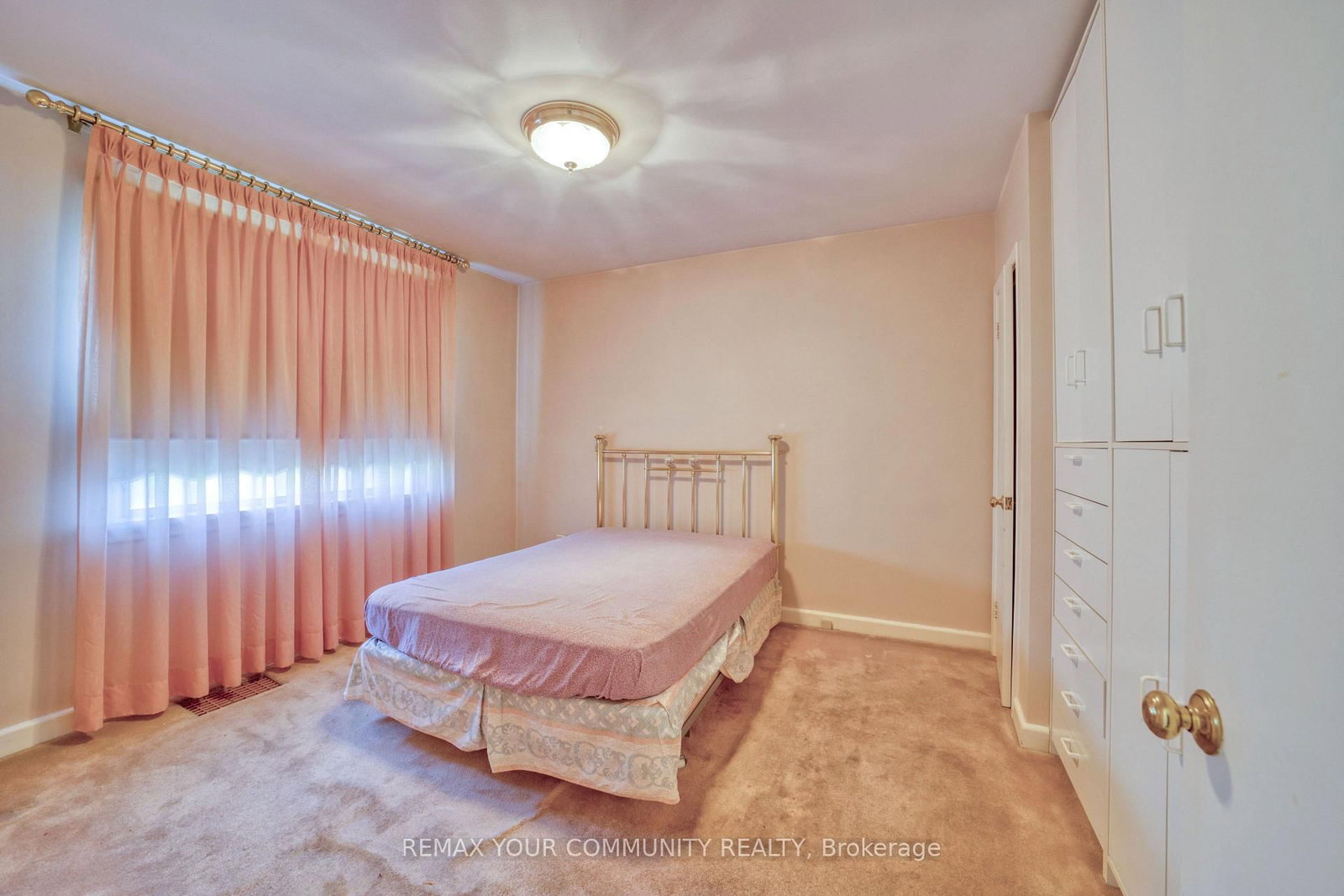 48 Alexis Boulevard • Toronto, ON photo 23
