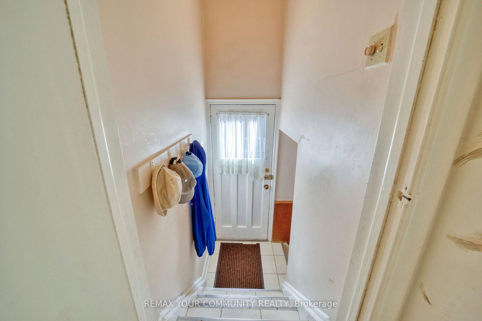 48 Alexis Boulevard • Toronto, ON photo 31