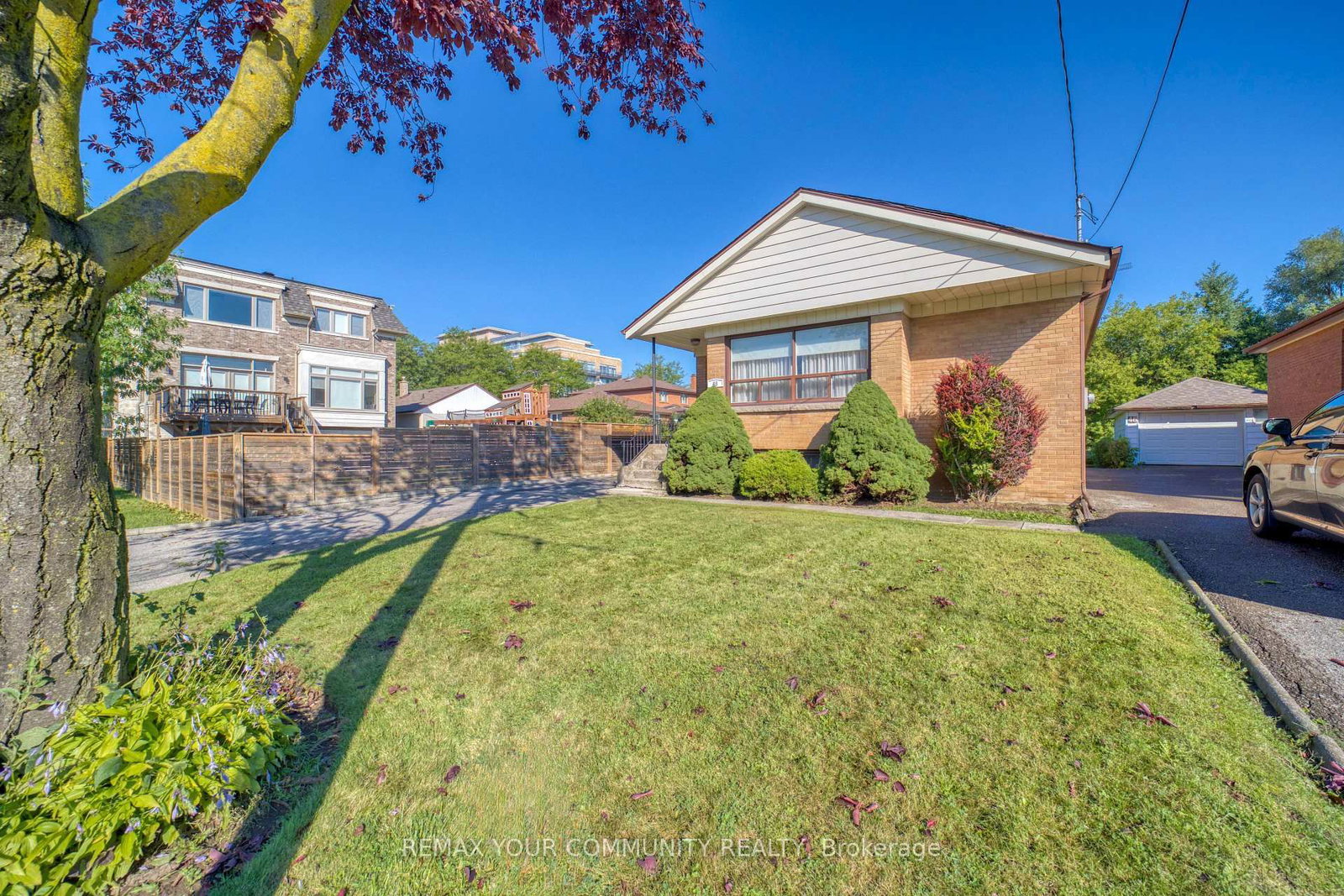 48 Alexis Boulevard • Toronto, ON photo 45