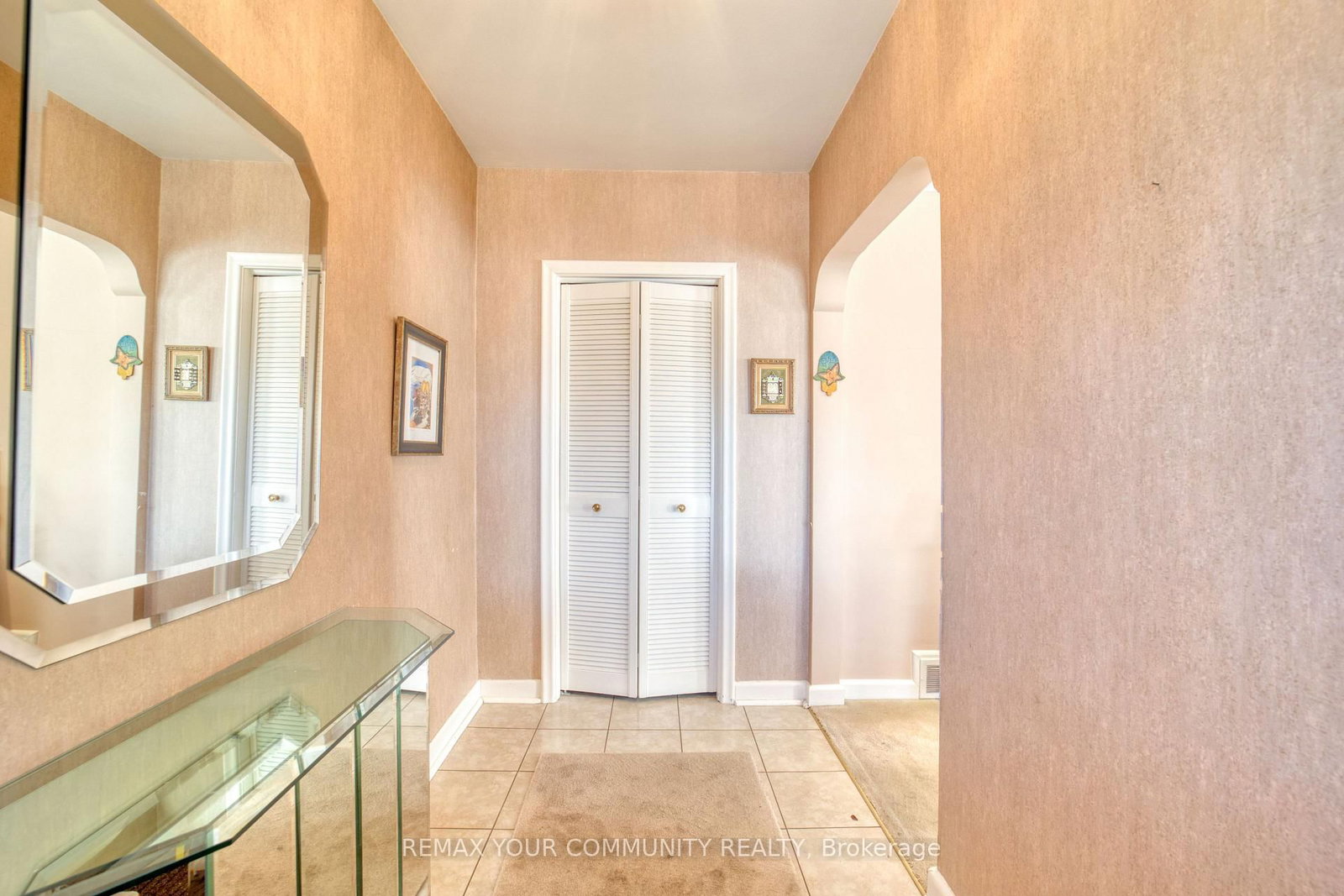 48 Alexis Boulevard • Toronto, ON photo 5