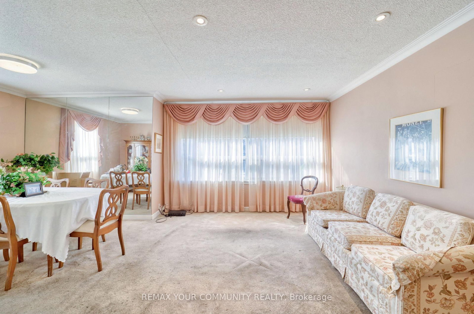 48 Alexis Boulevard • Toronto, ON photo 6