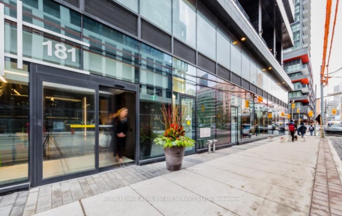 181 Dundas Street E • #3010 • Toronto, ON photo 12