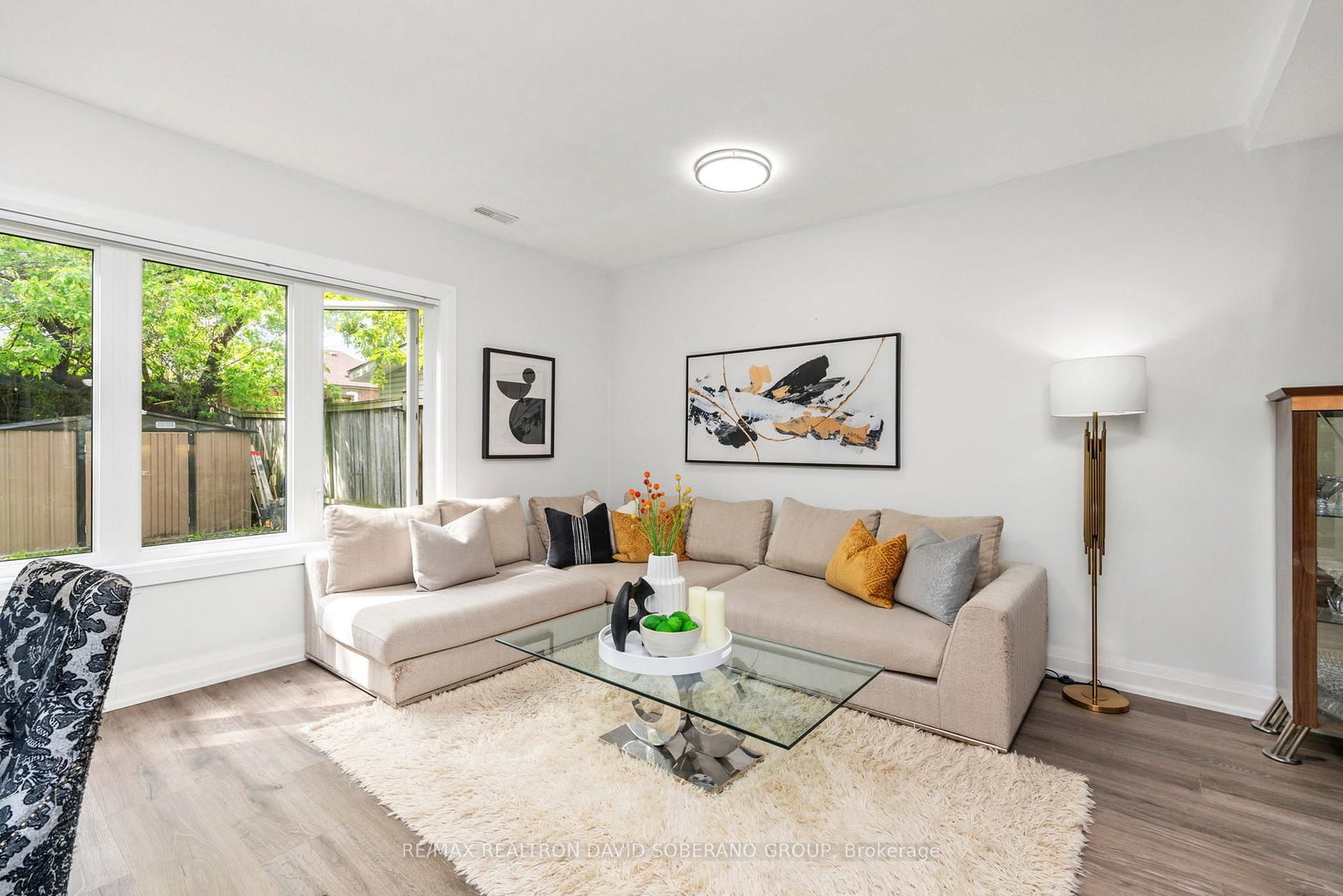 35 Almore Avenue • Toronto, ON photo 11