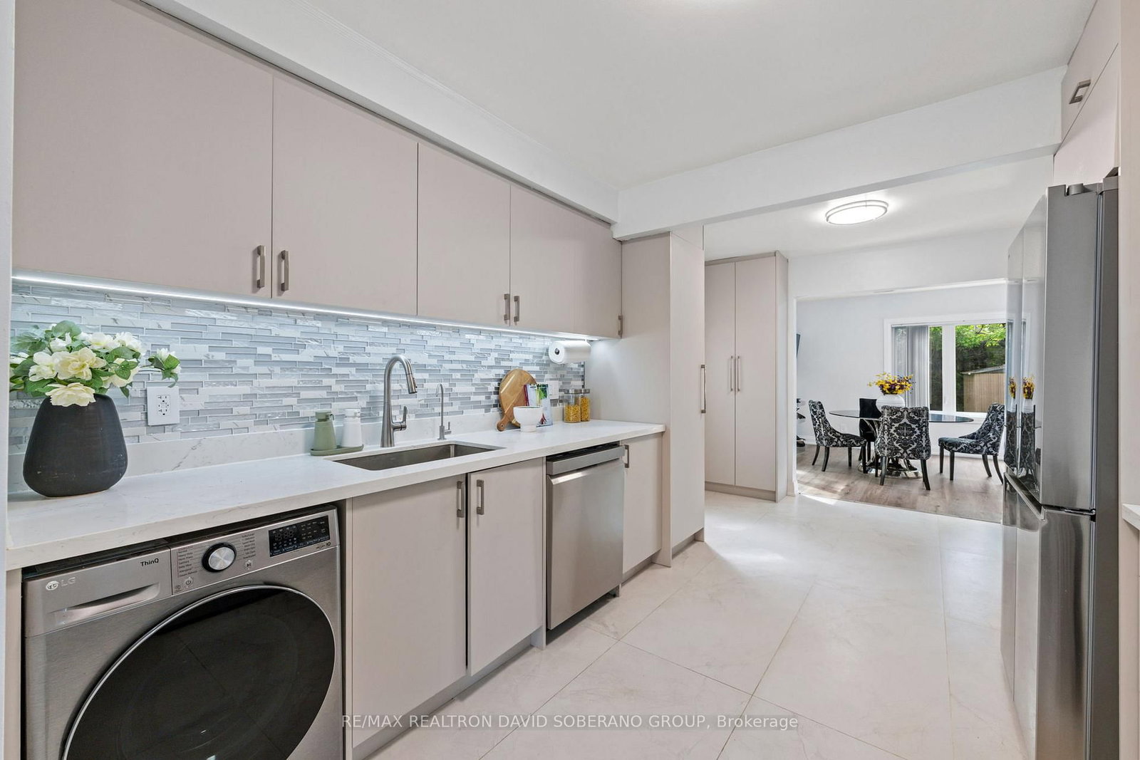 35 Almore Avenue • Toronto, ON photo 15