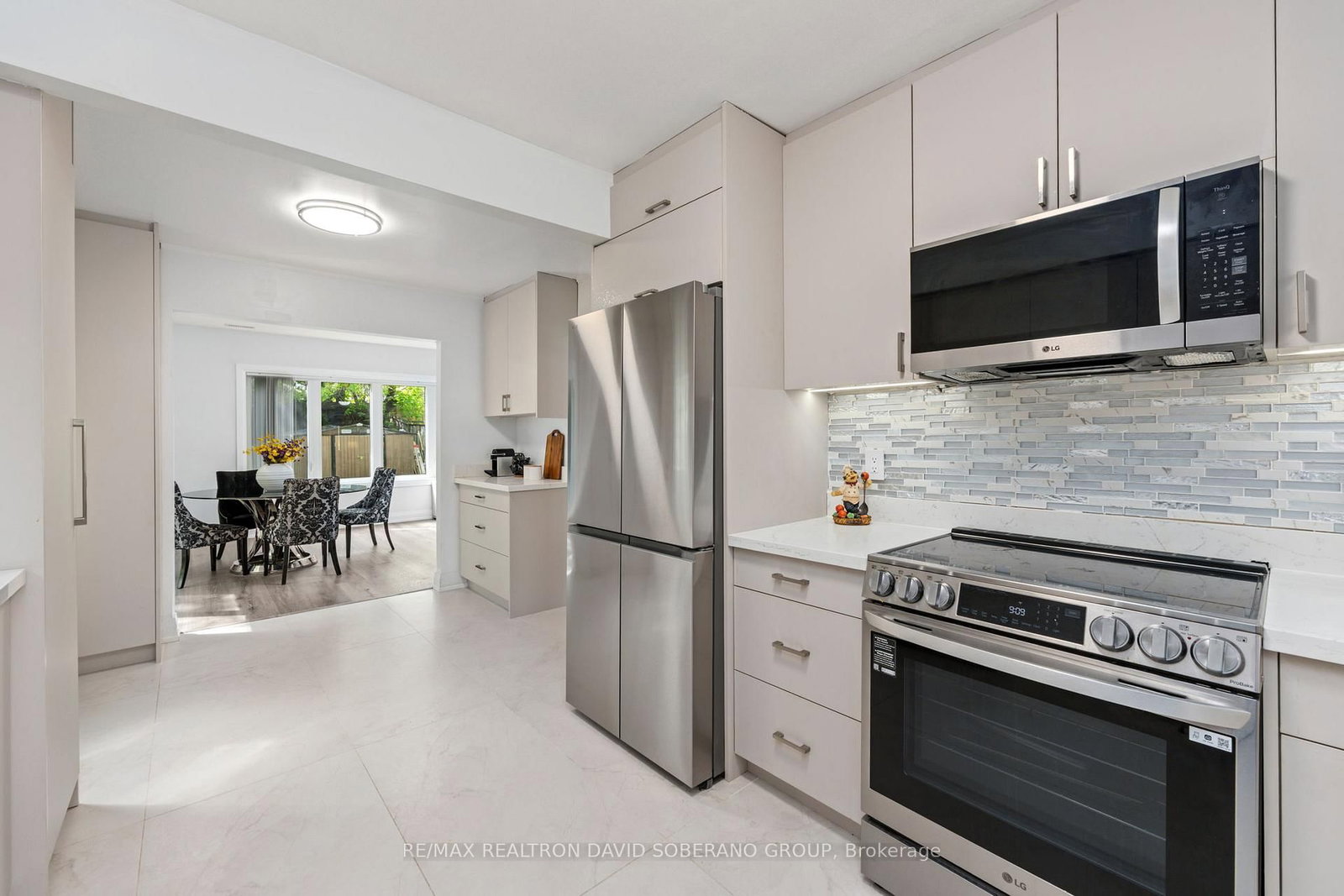 35 Almore Avenue • Toronto, ON photo 16