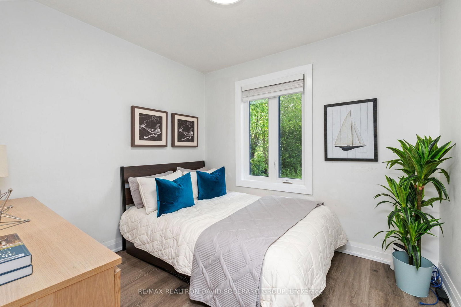35 Almore Avenue • Toronto, ON photo 18