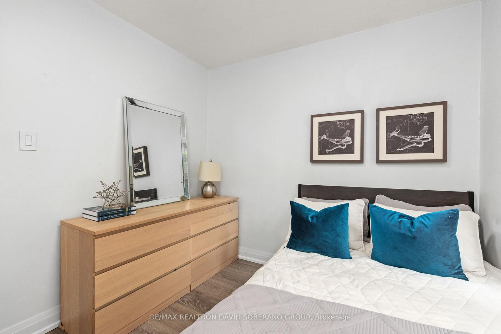 35 Almore Avenue • Toronto, ON photo 19