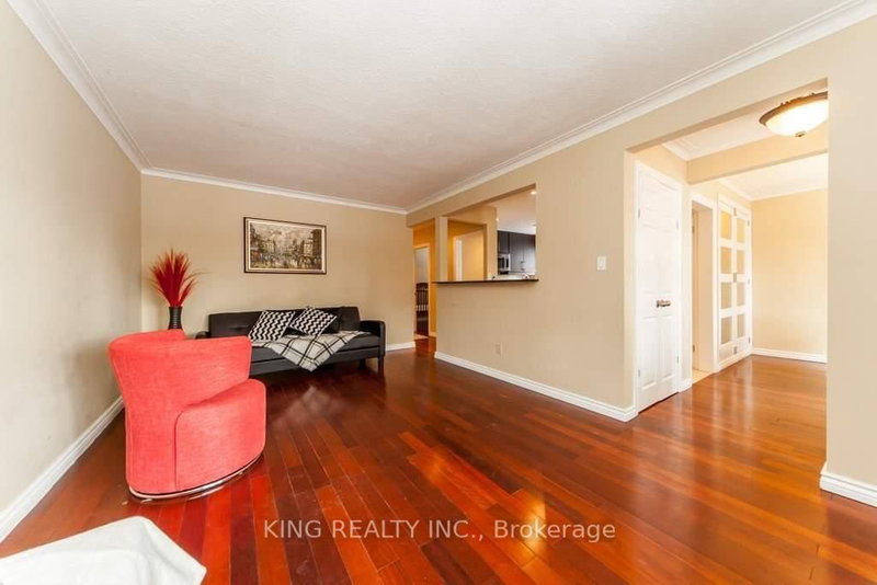 62 Camwood Crescent