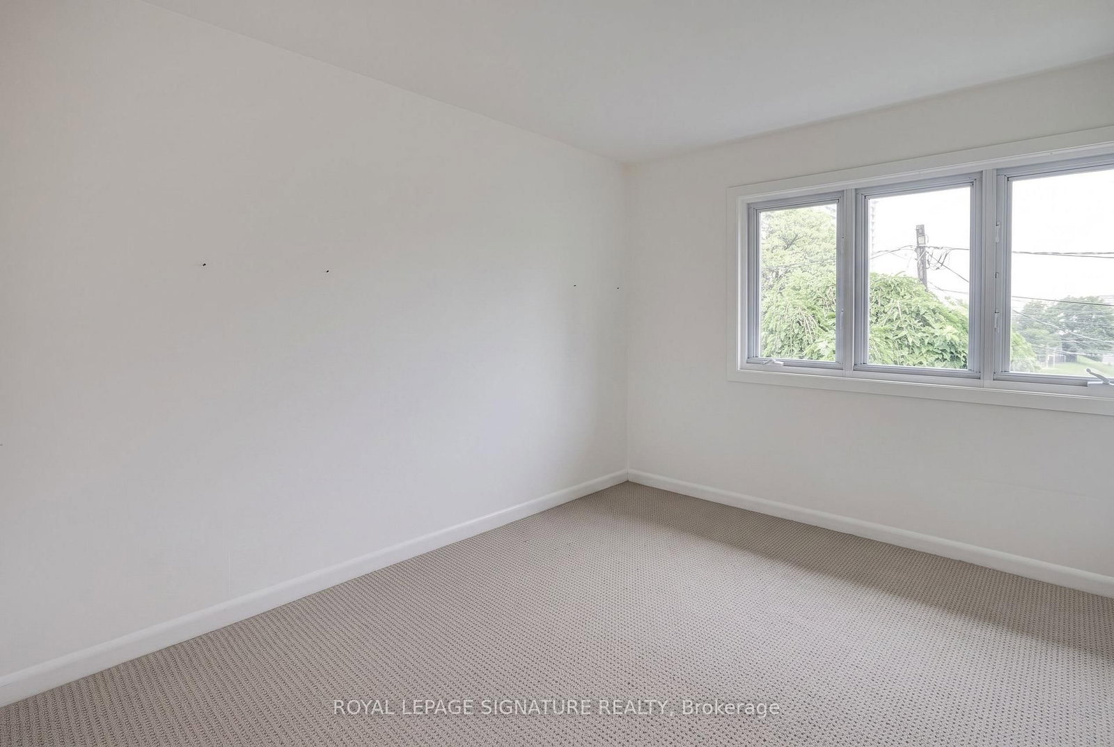 16 Burdock Lane • Toronto, ON photo 19