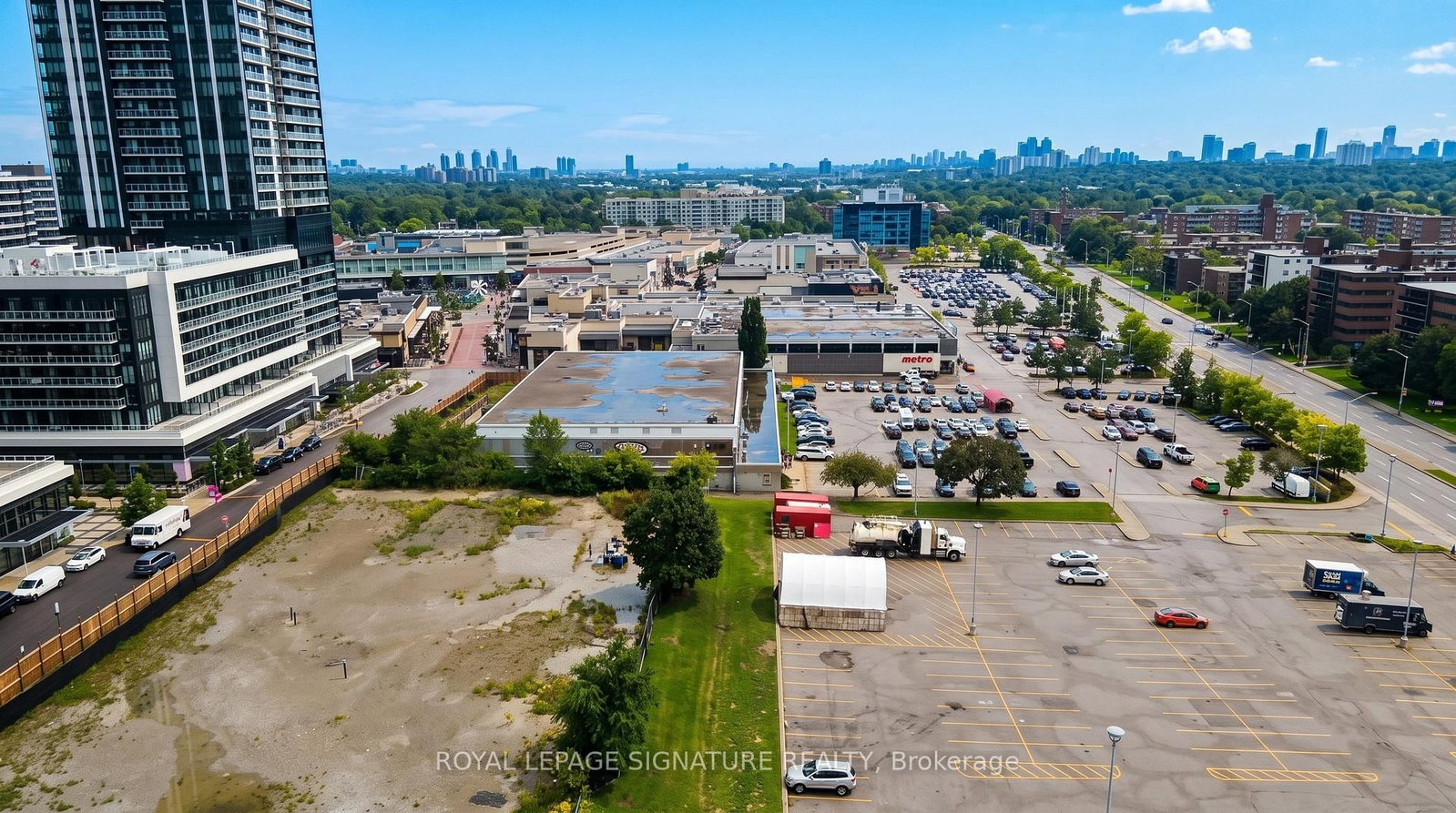 16 Burdock Lane • Toronto, ON photo 49