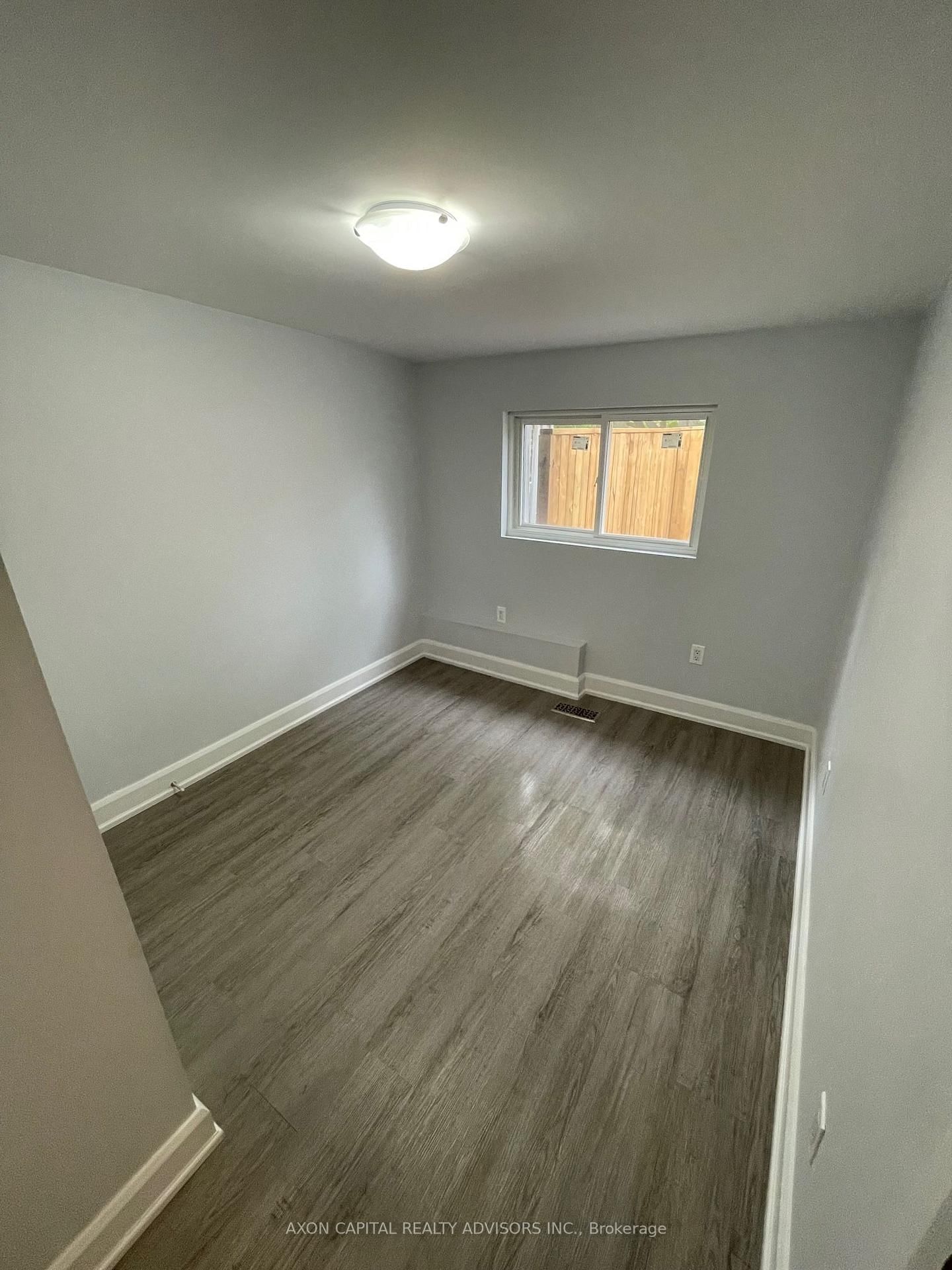 490 Gladstone Avenue • Toronto, ON photo 6