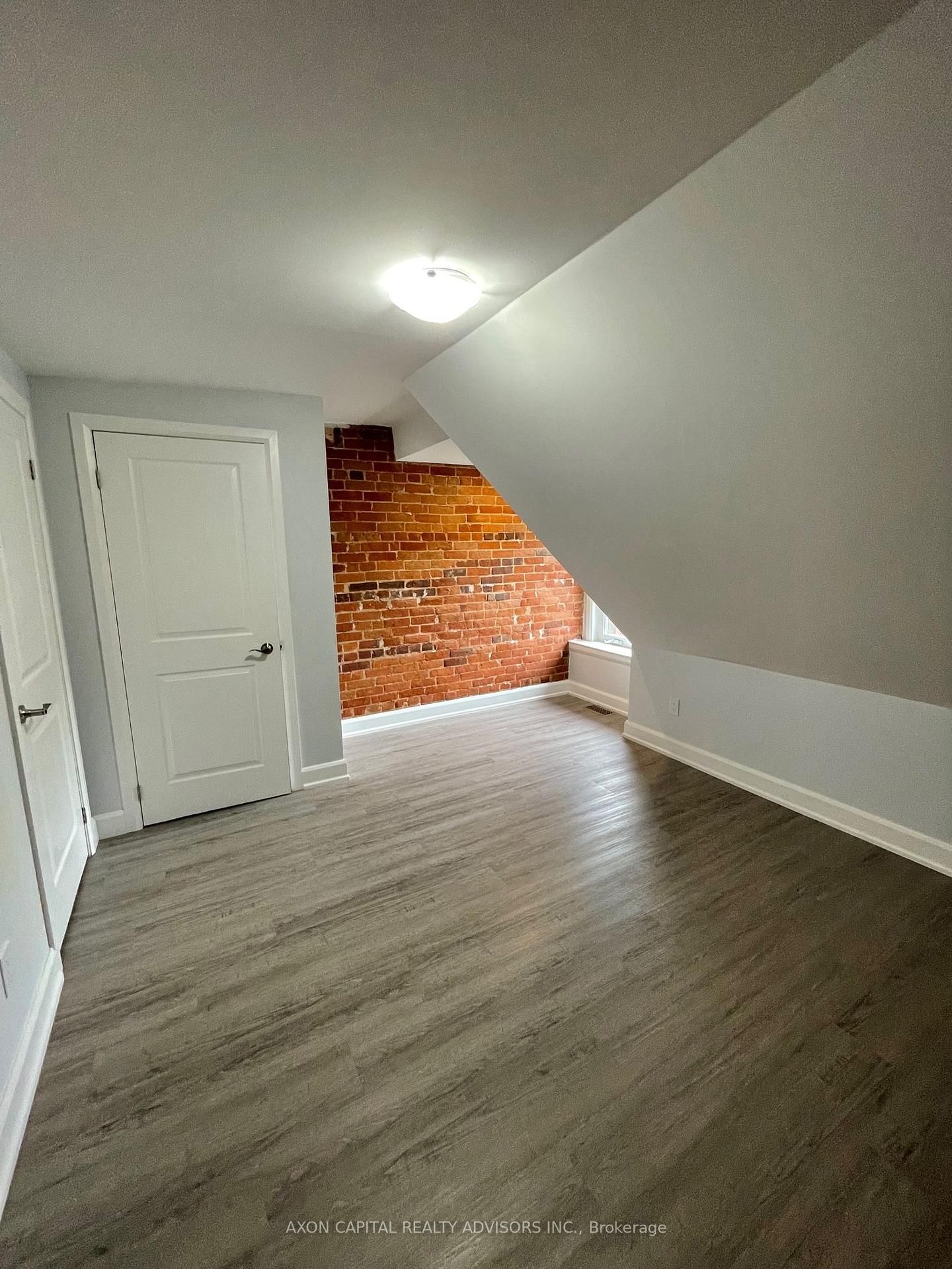490 Gladstone Avenue • Toronto, ON photo 8