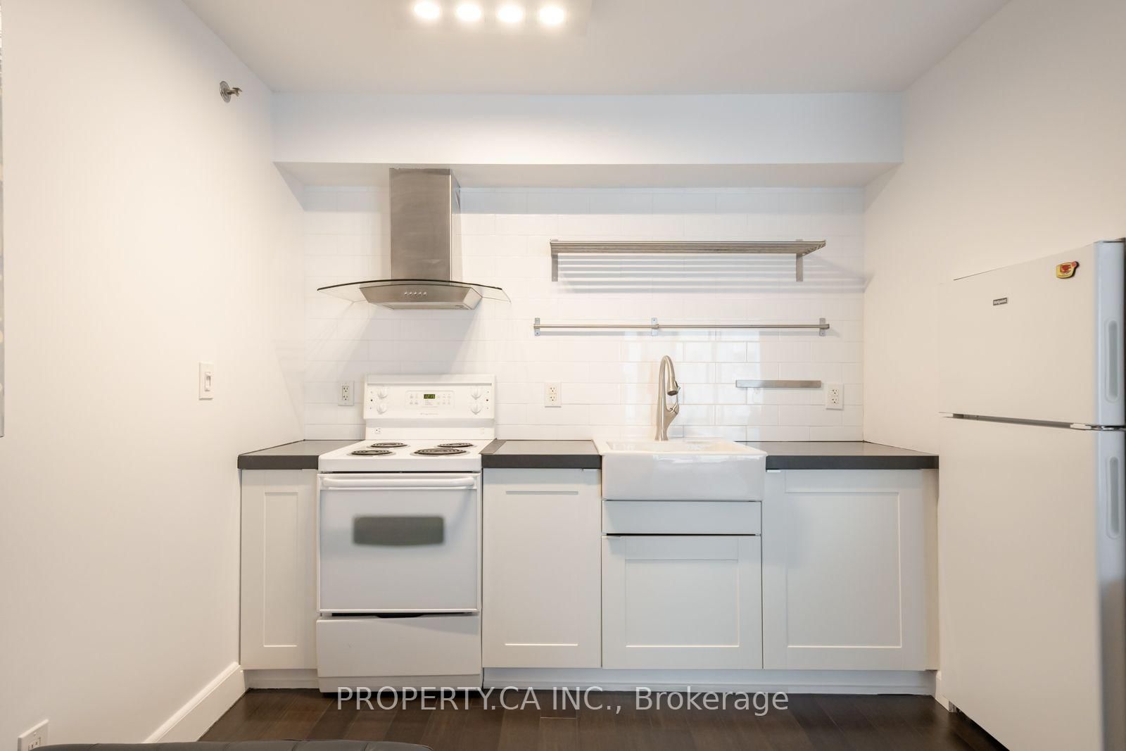 210 Victoria Street • #912 • Toronto, ON photo 15