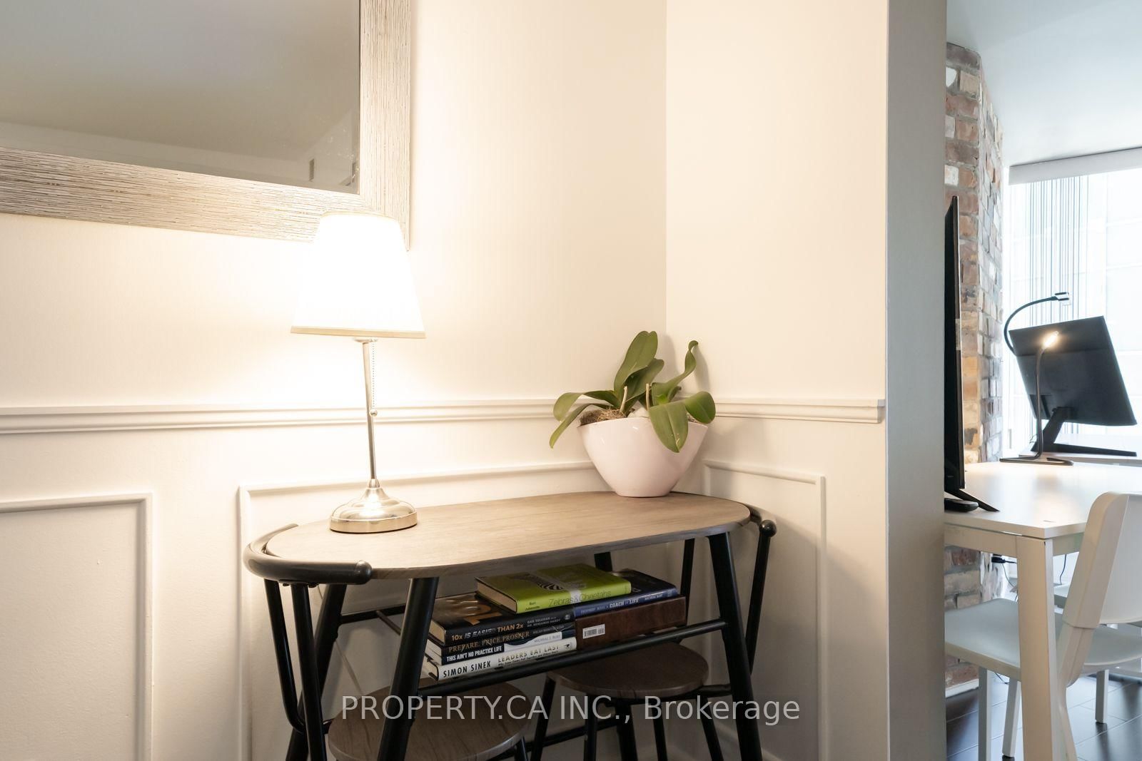 210 Victoria Street • #912 • Toronto, ON photo 21