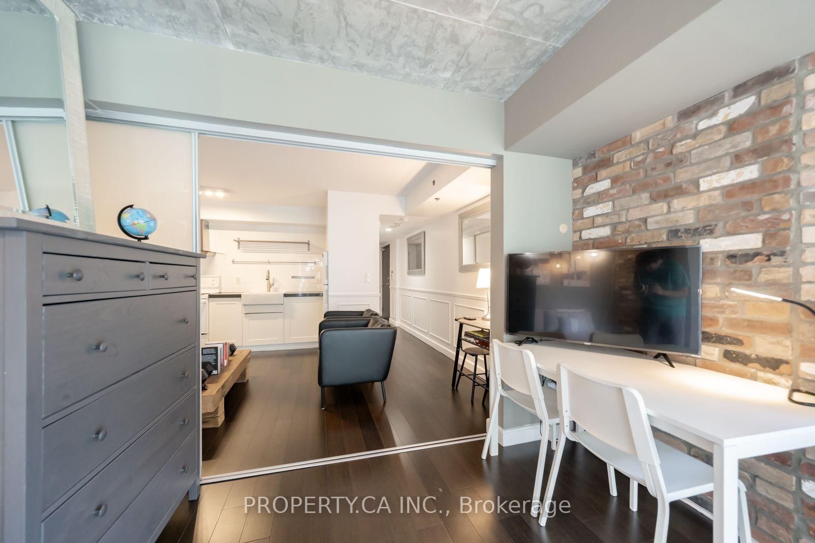 210 Victoria Street • #912 • Toronto, ON photo 27