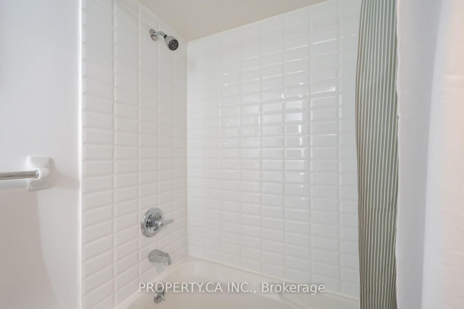 210 Victoria Street • #912 • Toronto, ON photo 5