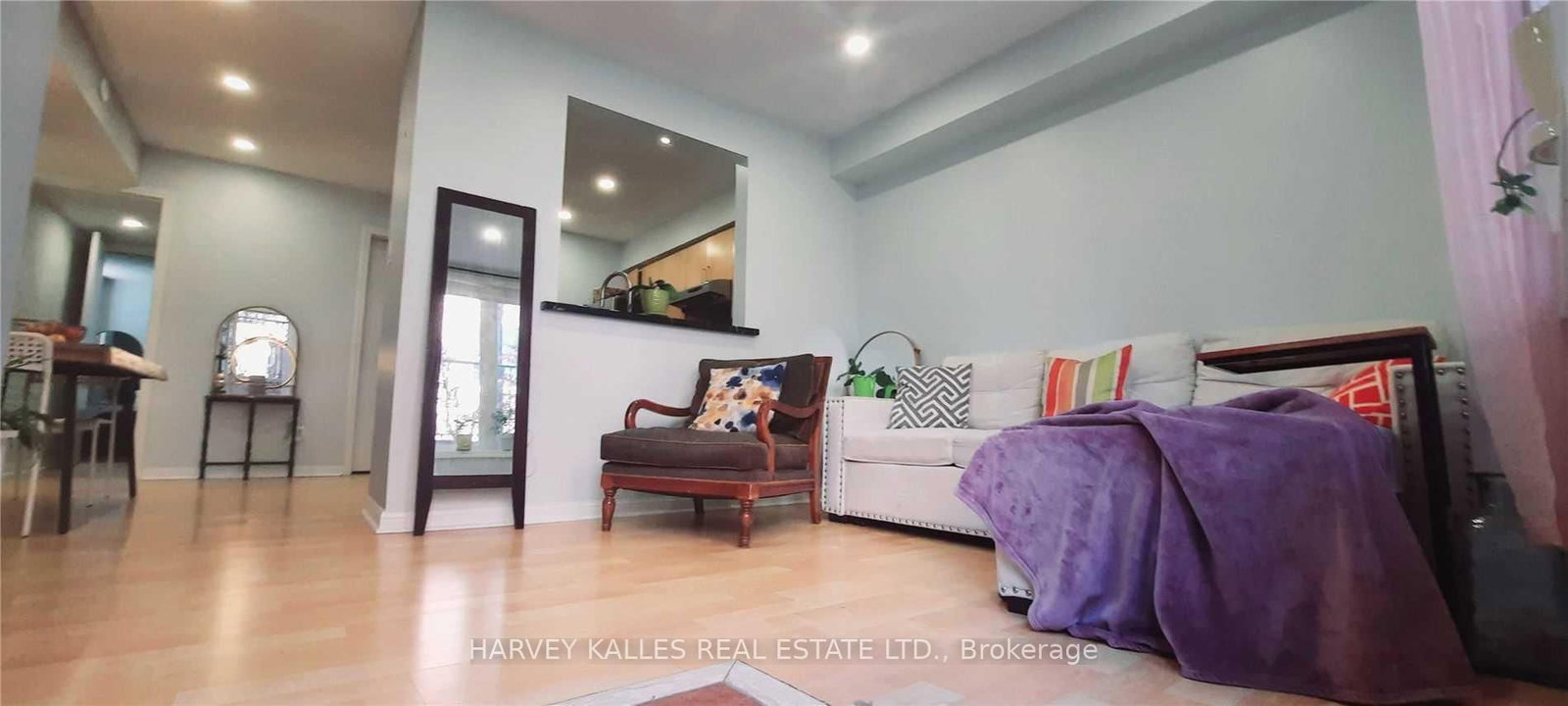 28 Douro Street • #220 • Toronto, ON photo 6