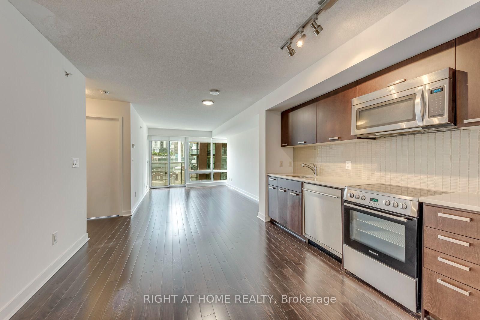 295 Adelaide Street W • #1306 • Toronto, ON photo 8