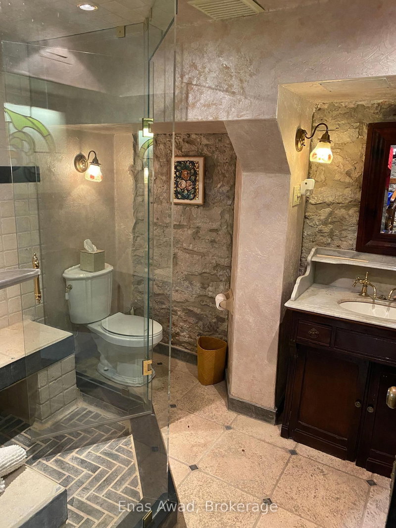 97 Glengrove Toronto,ON M4R 1N8 — Photo 25