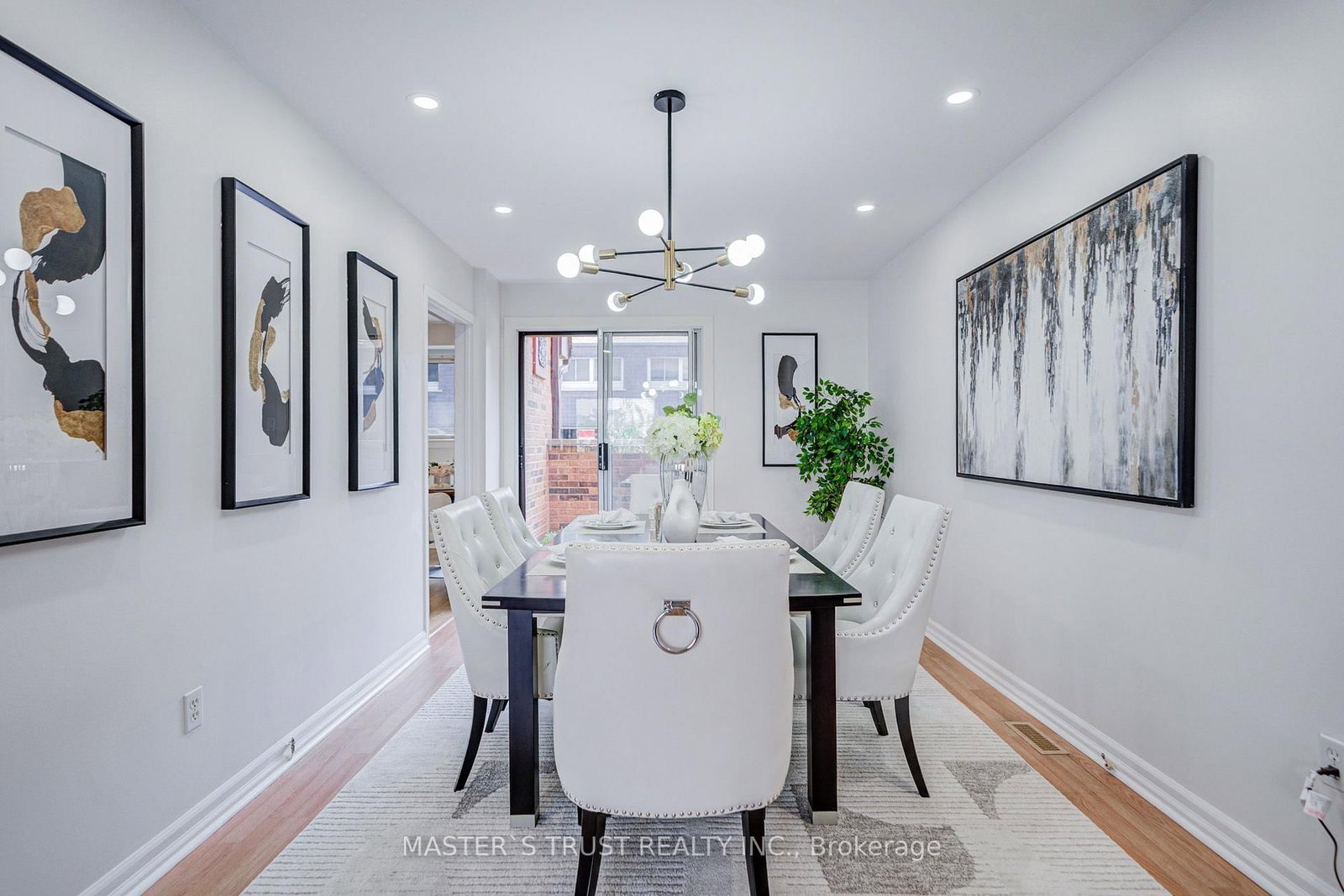 35 Bards Walkway • Toronto, ON photo 21