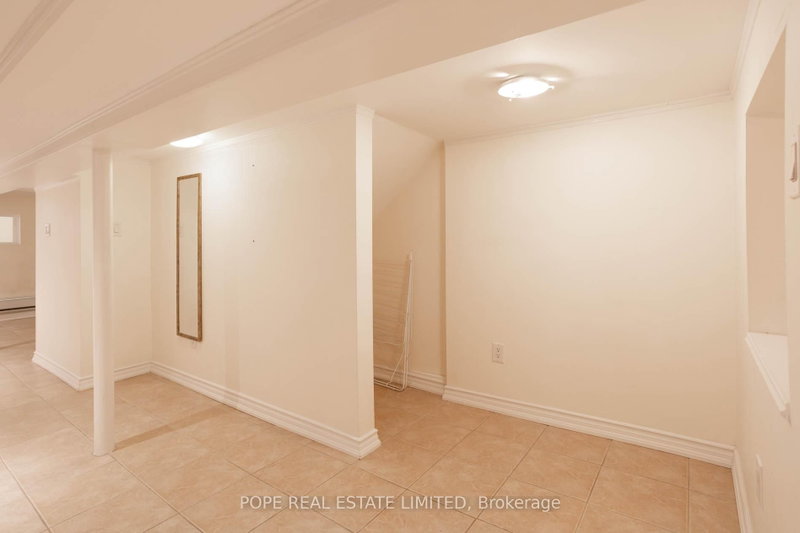 BSMT - 447 Roxton Road