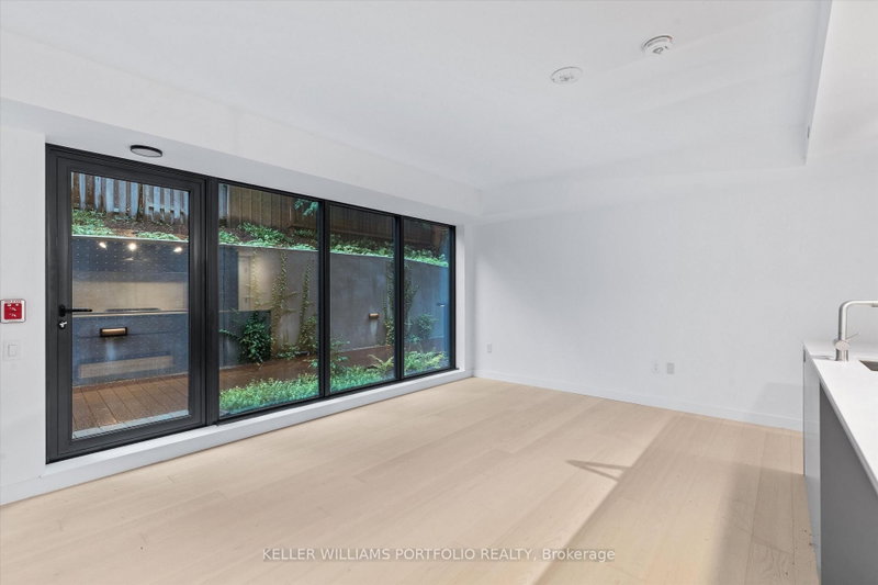 TH09 - 1720 Bayview Avenue