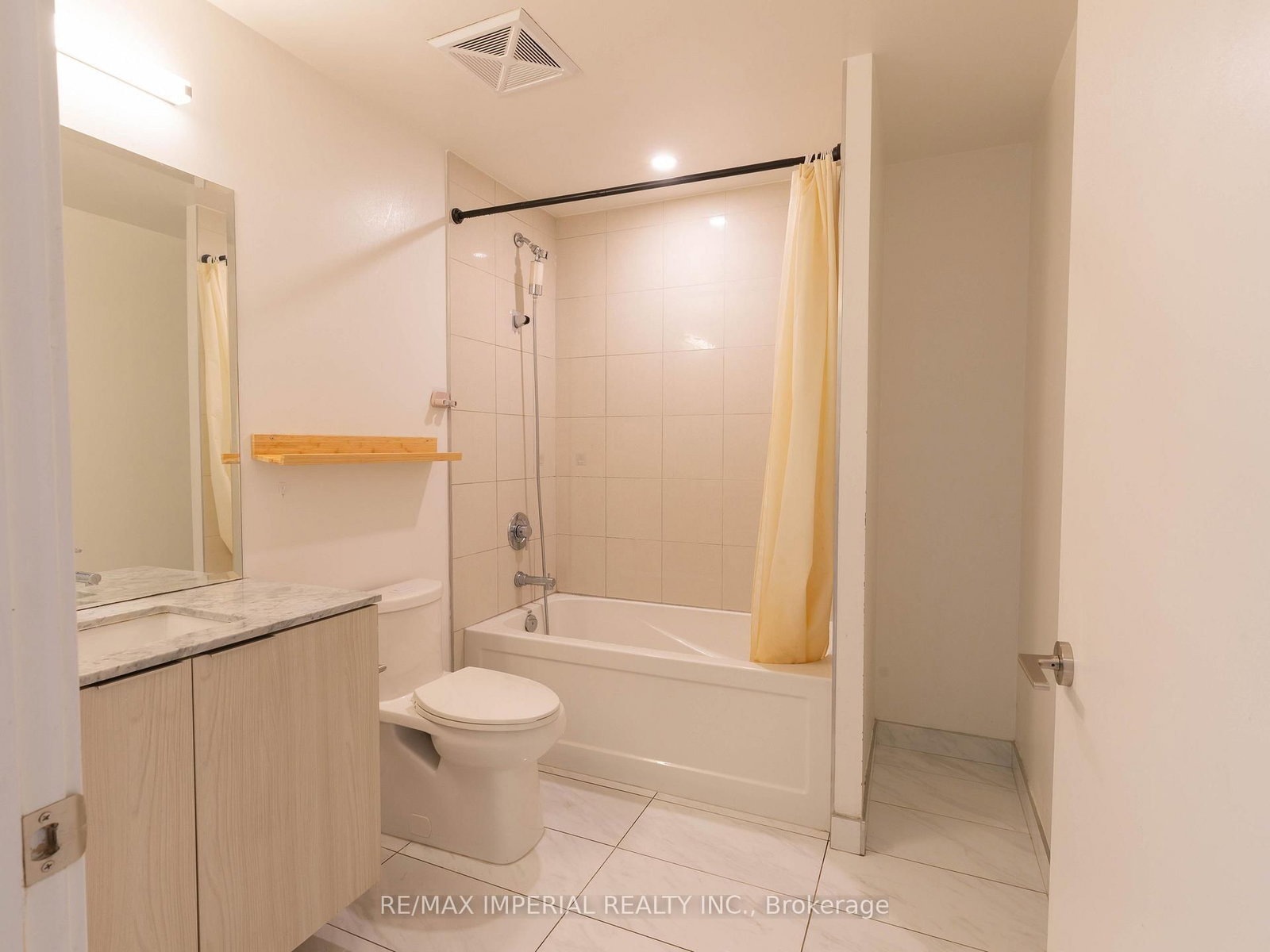 15 Queens Quay E • #205 • Toronto, ON photo 15