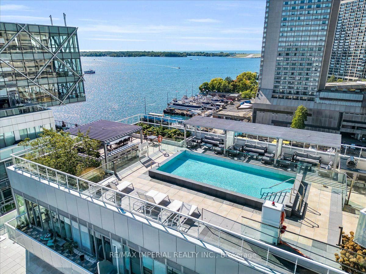 15 Queens Quay E • #205 • Toronto, ON photo 16