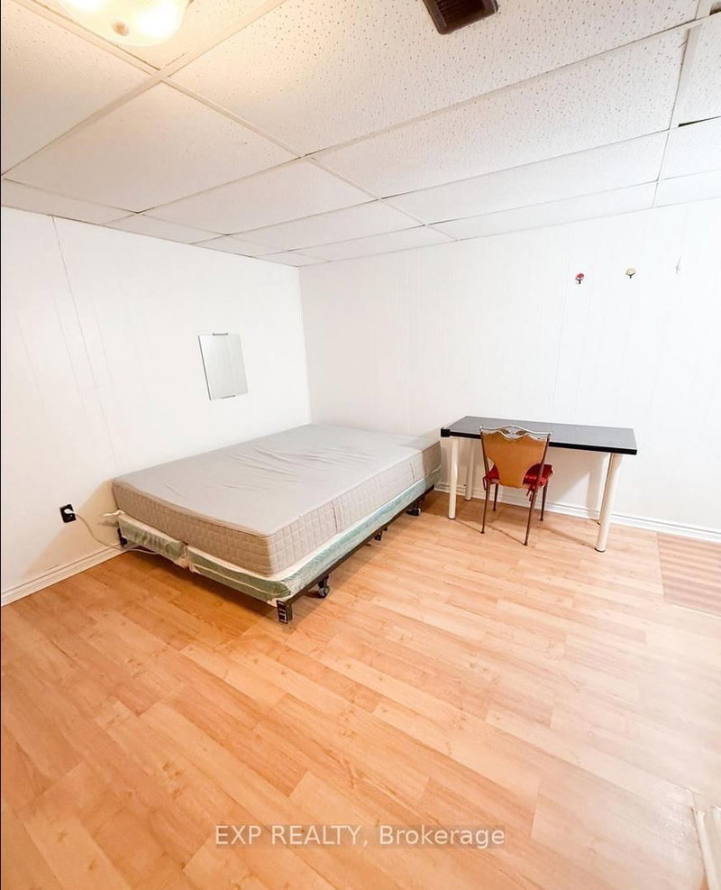 BASEMENT ROOM 1 - 500 Drewry Avenue