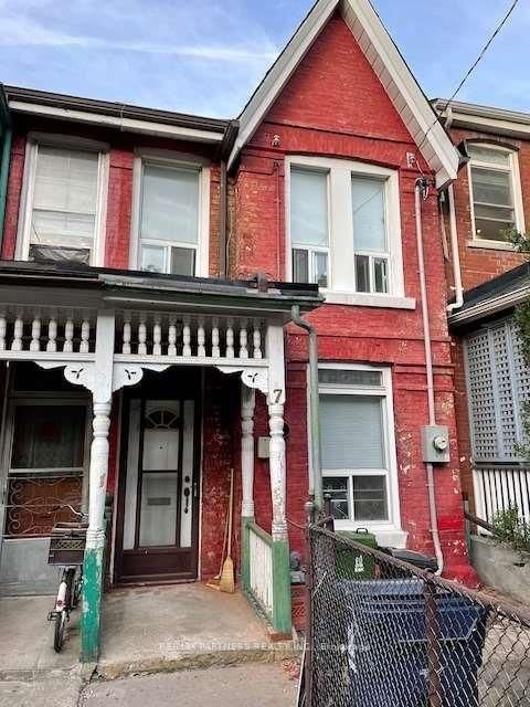 7 Henry Street