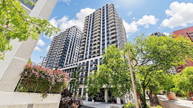 1016 - 89 MontClair Avenue