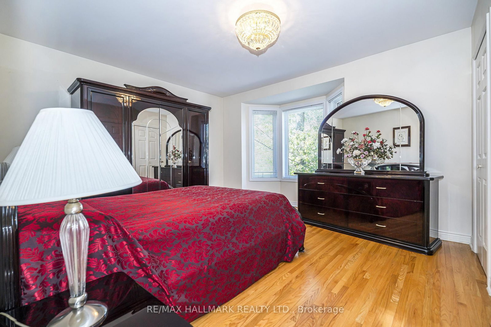47 Montrose Avenue • Toronto, ON photo 14